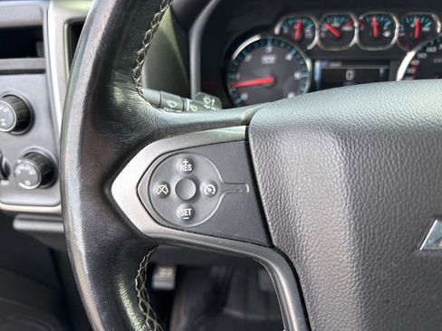 Used 2019 Chevrolet Silverado 1500 LT AWD/4WD image 23