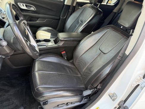 Used 2017 Chevrolet Equinox LT w/ Sport Edition FWD image 17