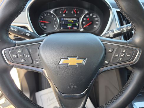Used 2024 Chevrolet Equinox LT FWD image 35