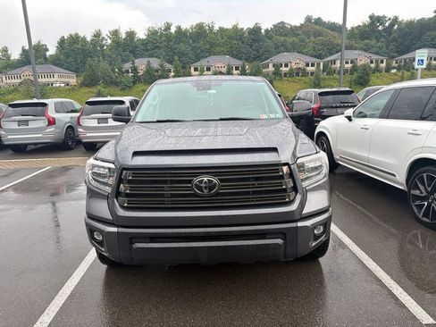 Used 2021 Toyota Tundra Limited w/ Limited Premium Package AWD/4WD image 4