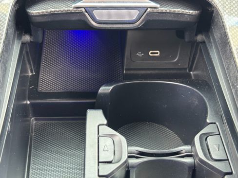 Used 2022 Mercedes-Benz C 300 Sedan w/ AMG Line w/ Night Package image 36