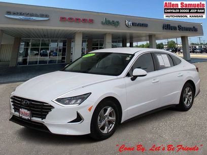 Used 2022 Hyundai Sonata SE w/ Preferred Accessory Package