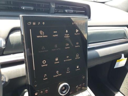 New 2027 GMC Terrain AT4 AWD/4WD image 30