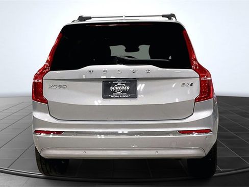 Certified 2023 Volvo XC90 B6 Ultimate image 5