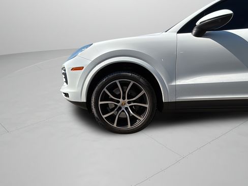 Used 2019 Porsche Cayenne S AWD/4WD image 35
