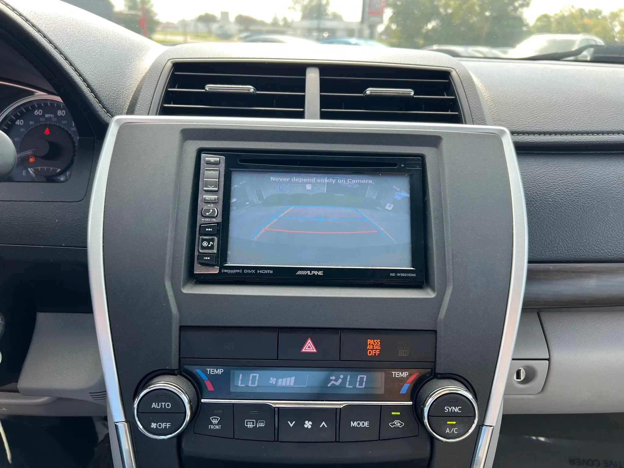 Used 2016 Toyota Camry XLE w/ Protection Package (Q2) FWD image 18