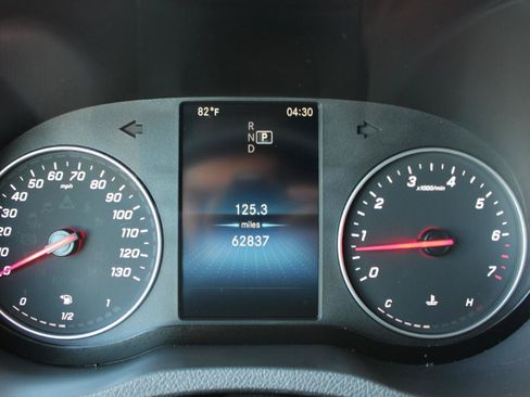 Used 2023 Mercedes-Benz Sprinter 2500 image 24