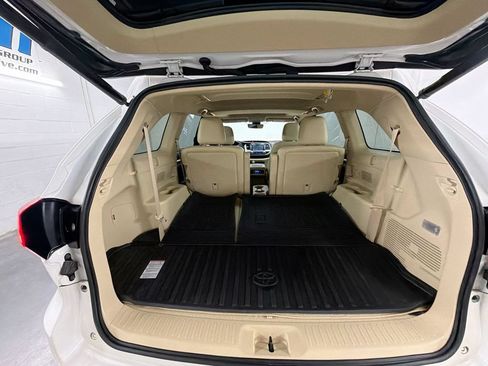 Used 2017 Toyota Highlander Limited FWD image 26