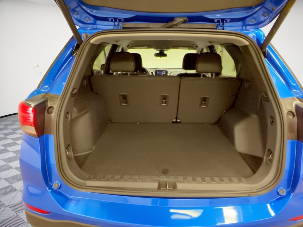 Used 2024 Chevrolet Equinox LT FWD image 28