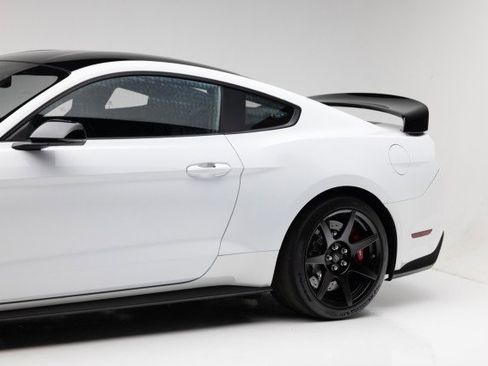 Used 2017 Ford Mustang Shelby GT350R w/ GT350R Equipment Group 920A image 31