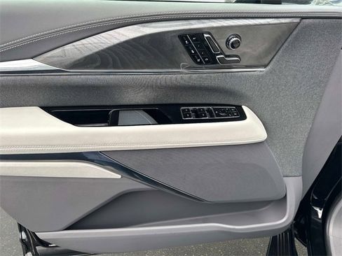 New 2025 Cadillac Escalade IQ Luxury 1 image 16