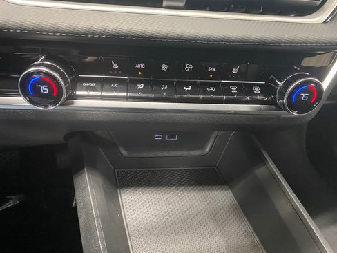 New 2026 Chevrolet Equinox LT image 34