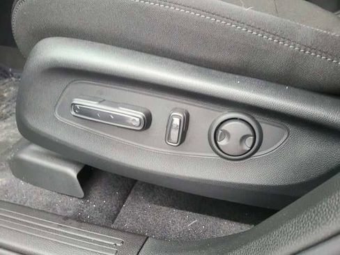 Used 2024 Honda CR-V EX image 16
