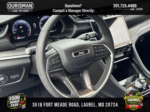 Used 2023 Jeep Grand Cherokee Limited AWD/4WD image 9