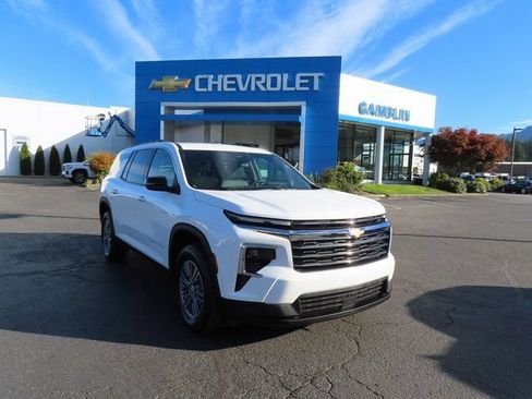 Used 2025 Chevrolet Traverse LT AWD/4WD image 38