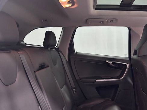 Used 2015 Volvo XC60 T6 Platinum AWD/4WD image 26