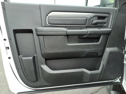 Certified 2026 RAM 2500 Tradesman AWD/4WD image 10