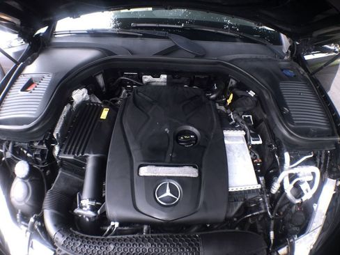 Used 2018 Mercedes-Benz GLC 300 image 11