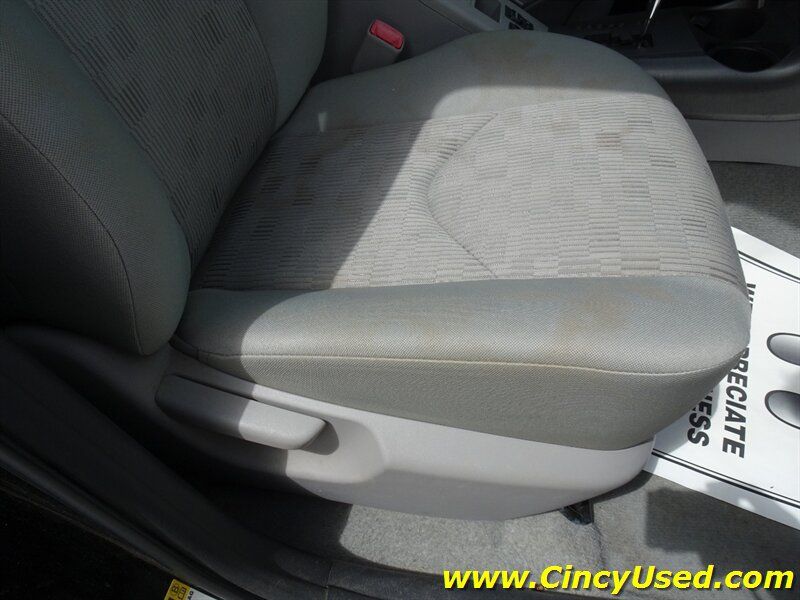 Used 2011 Toyota RAV4 4WD w/ Base L4 Extra Value Pkg image 21