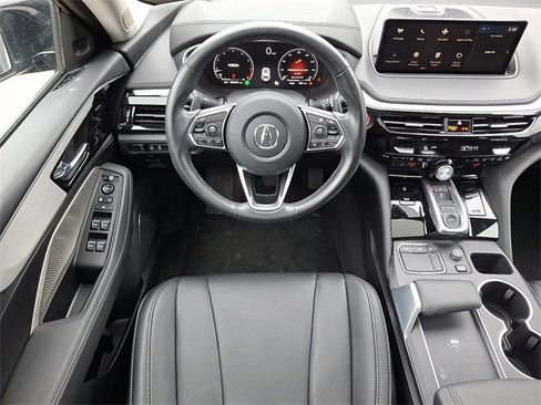 Used 2023 Acura MDX SH-AWD image 11