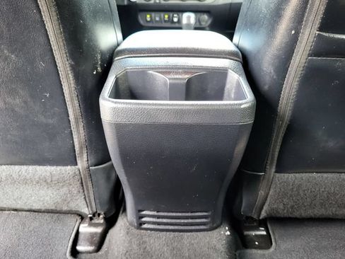 Used 2019 Toyota Tacoma TRD Off-Road AWD/4WD image 24