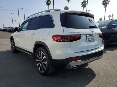 Used 2021 Mercedes-Benz GLB 250 4MATIC image 3