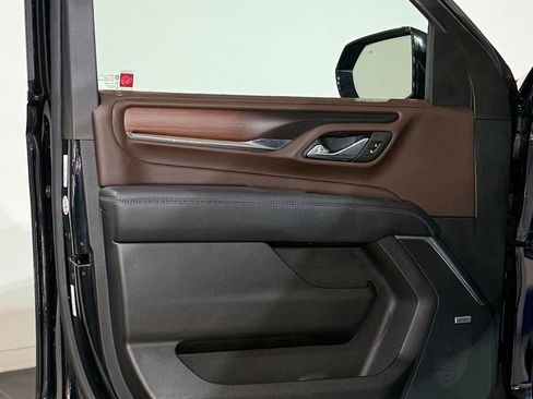 Used 2022 GMC Yukon Denali w/ Denali Ultimate Package image 44