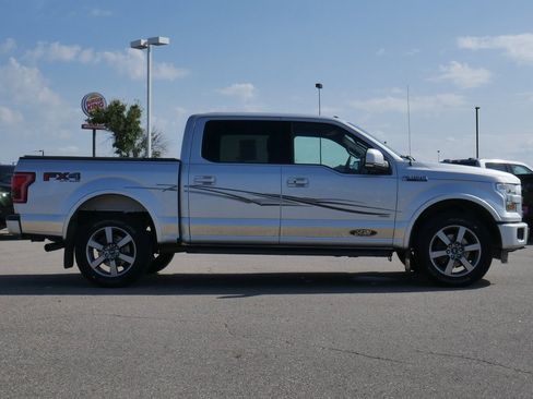 Used 2015 Ford F150 Lariat image 5