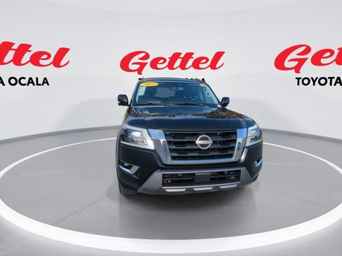 Used 2021 Nissan Armada SL w/ Captain's Chairs Package image 3