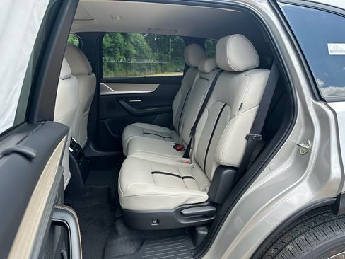 New 2026 MAZDA CX-90 3.3 Turbo w/ Preferred Package AWD/4WD image 9