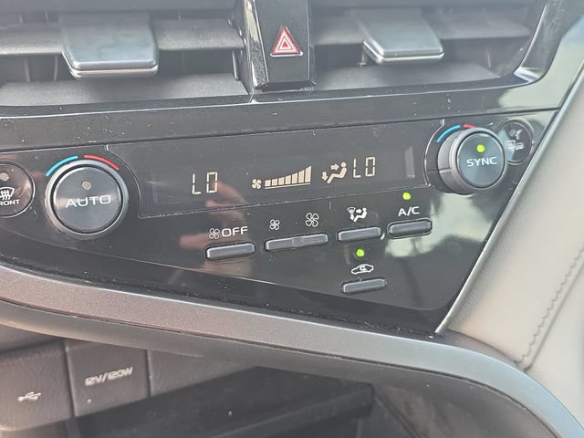 Used 2023 Toyota Camry SE FWD image 24