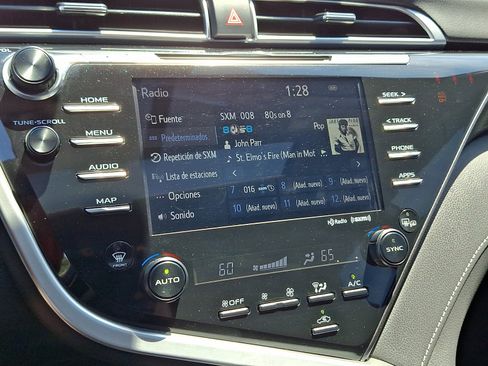 Used 2019 Toyota Camry XSE FWD image 23