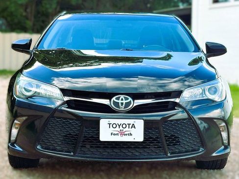 Used 2017 Toyota Camry SE FWD image 22
