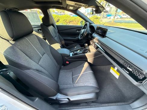 Certified 2025 Honda Accord Sport image 41