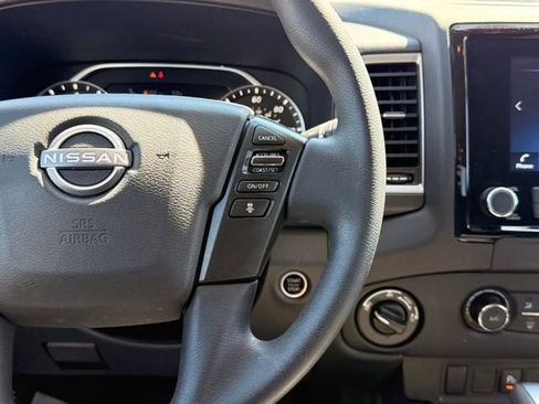 Certified 2024 Nissan Frontier SV w/ Technology Package AWD/4WD image 25