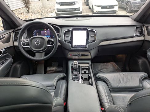 Certified 2023 Volvo XC90 T8 Ultimate image 27
