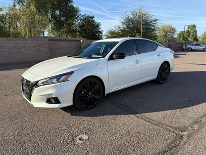 Certified 2022 Nissan Altima 2.5 SR w/ Midnight Edition Package