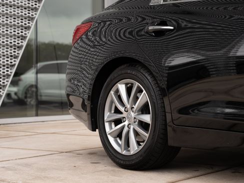 Used 2014 INFINITI Q50 Premium w/ Deluxe Touring Package AWD/4WD image 27