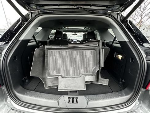 Certified 2022 Ford Explorer XLT w/ Equipment Group 202A image 43