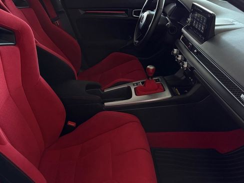 Used 2024 Honda Civic Type R image 40