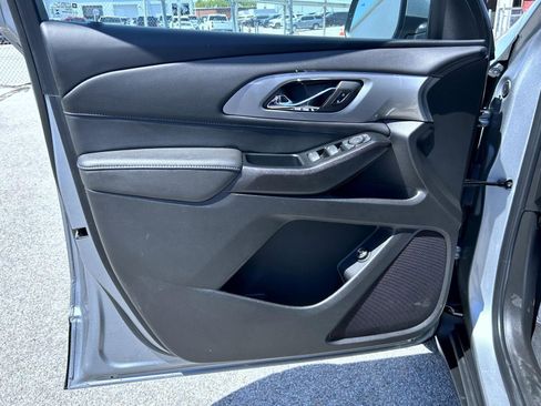 Certified 2023 Chevrolet Traverse LT AWD/4WD image 9