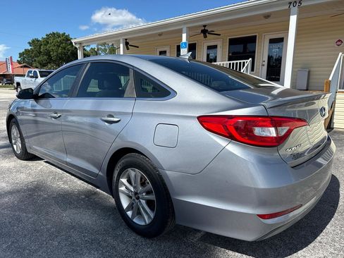 Used 2016 Hyundai Sonata SE FWD image 3