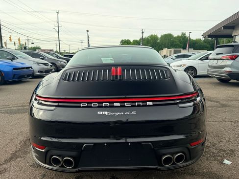 Used 2021 Porsche 911 Targa 4S w/ Premium Package AWD/4WD image 16