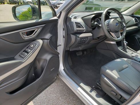 Used 2022 Subaru Forester Limited AWD/4WD image 8