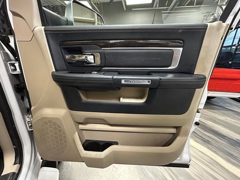 Used 2018 RAM 3500 Laramie Longhorn AWD/4WD image 40