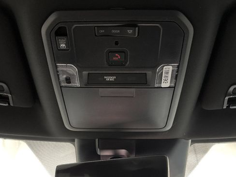 New 2026 Toyota Tundra Limited AWD/4WD image 15
