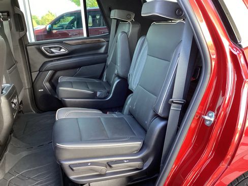 Used 2023 Chevrolet Tahoe Premier image 14