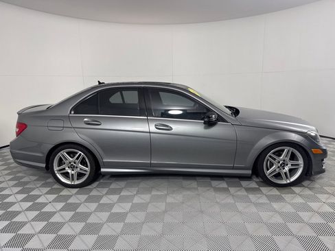 Used 2012 Mercedes-Benz C 300 4MATIC Sedan w/ Premium 1 Pkg image 4