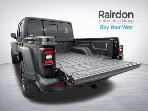 Used 2026 Jeep Gladiator Rubicon AWD/4WD image 16