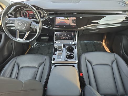 Used 2023 Audi Q7 3.0T Premium AWD/4WD image 9